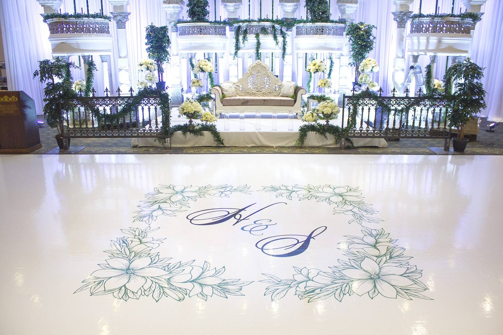 Floral printed floor